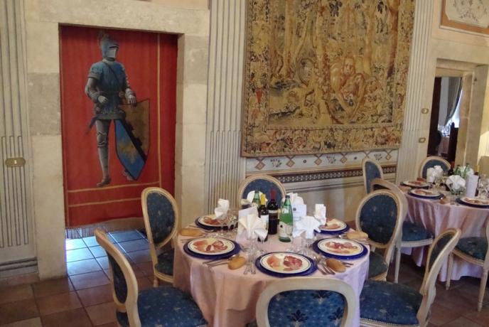 Bellissima sala per matrimoni