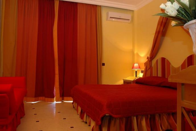 Camere Comfort e Deluxe in Hotel Baia Domizia 