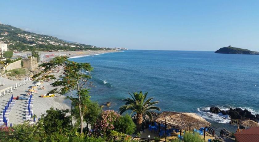 Cottages ed Animazione ideale per la Famiglia sul mare di Diamante in Calabria.