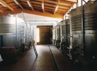 Agriturismo con strumenti per vendemmiare