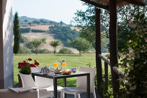 Colazione in Giardino in Relais a Todi Umbria
