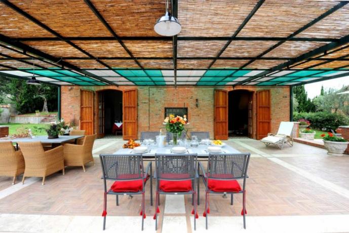 Villa vacanza 15/20/22 persone gruppi in Umbria