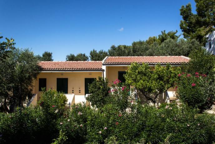 Residence con Piscina e Miniclub vicino Vieste