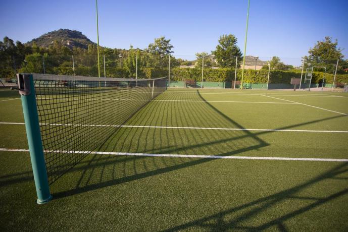 Campo Tennis albergo a Costa Rei Cagliari