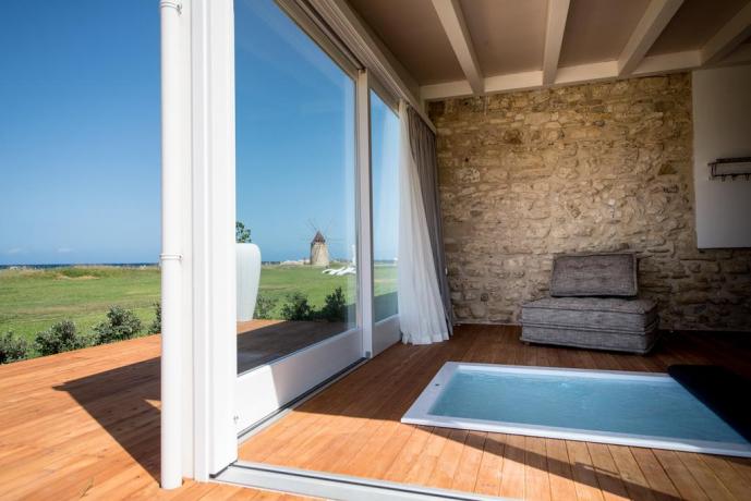 Albergo 4 stelle con Servizio baby-Sitter a Trapani