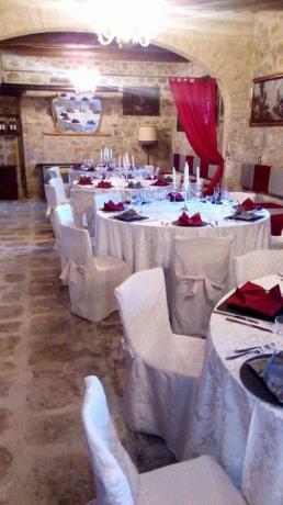 Agriturismo a Valfabbrica con sala ristorante