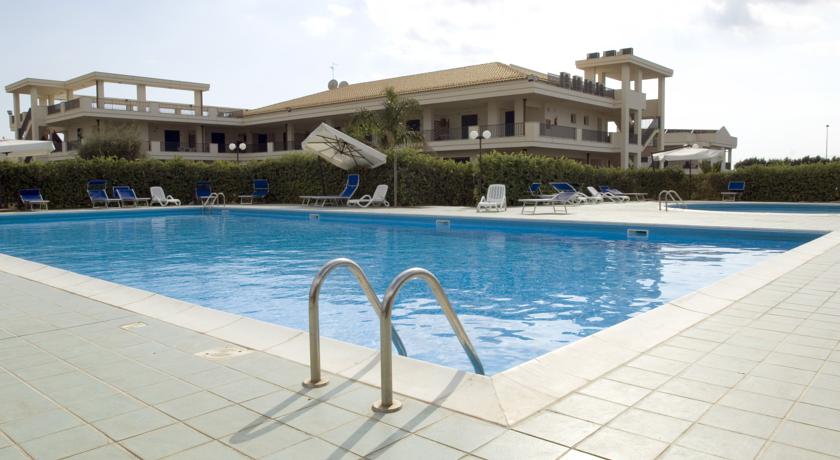Piscina, Campi da Tennis, Animazione Villaggio Scoglitti