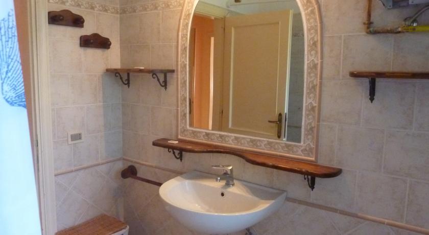 Bagno dell'appartamento vacanza a Gubbio