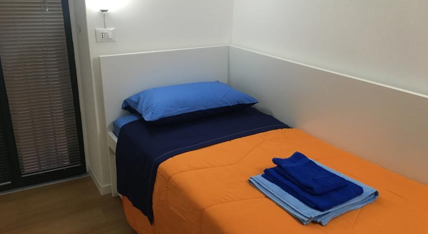 Ampie Camere Moderne a Palermo Centro