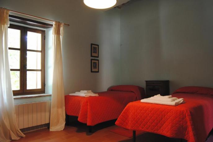 Camera doppia con letti singoli Agriturismo a Perugia