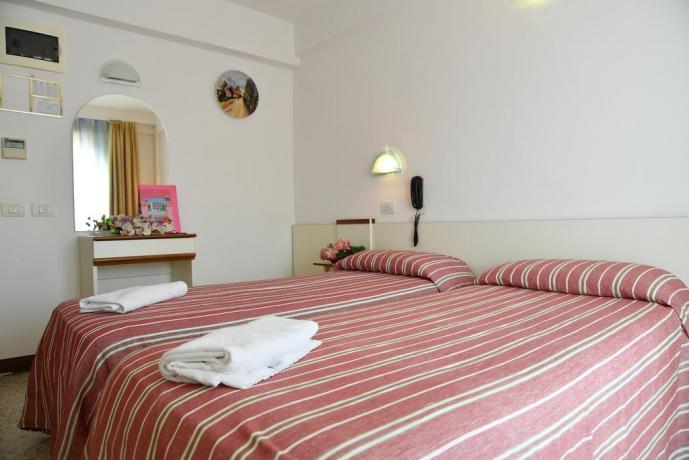 Camera con 2 posti letto in Emilia