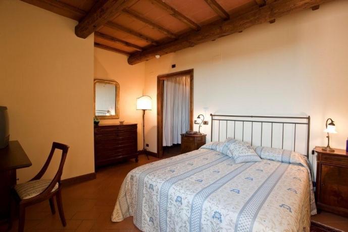 Albergo lago trasimeno, camere matrimoniali con telefono, Wi-Fi 