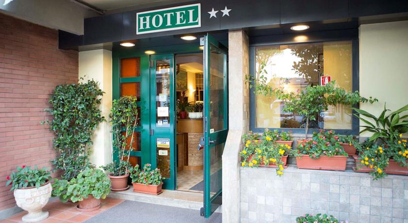 albergo 2 stelle a soli 200 mt dalla Porziuncola, WI-FI Gratis e Parcheggio