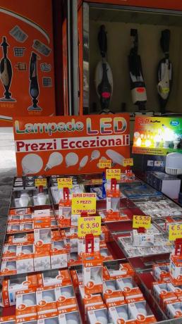 Lampade a Led vendita a: Perugia-BastiaUmbra-Marsciano-Gubbio-GualdoTadino