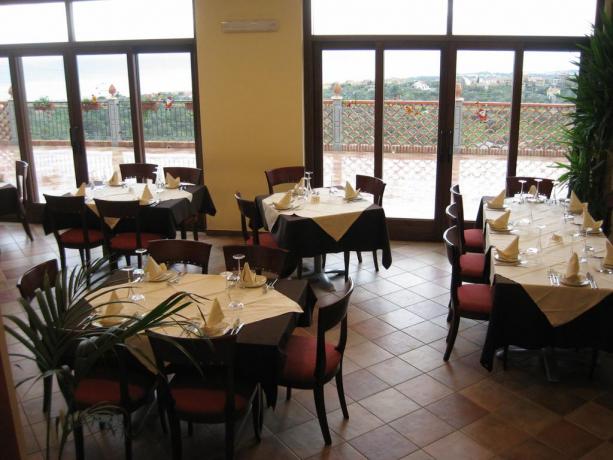 Ristorante in Hotel 4 stelle S.Agata Sicilia