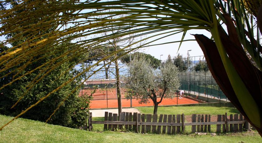 Campi da tennis dell'Hotel Benessere a Bracciano