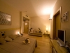 Camera con tv satellitare, internet, frigo bar