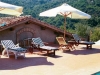 Agriturismo con piscina attrezzata e solarium