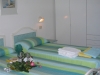 Albergo con stanze climatizzate, balcone