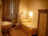 Singola, arredamento stile classico