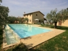 Agriturismo con piscina idromassaggio