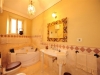Suite Dino Bathroom