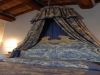 camera matrimoniale letto baldacchino