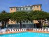 Hotel piscina mare liguria