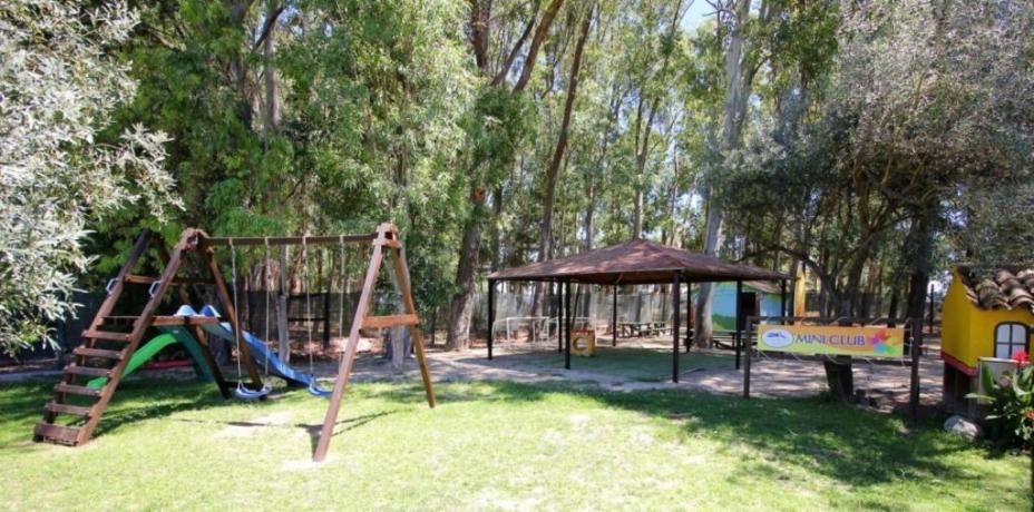 Parco giochi bambini per divertimento