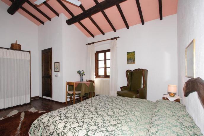 Camere curate nei dettagli, Casale, Toscana 