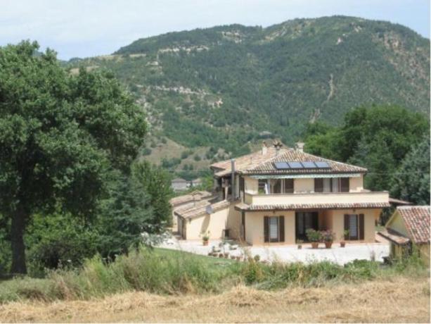 Agriturismo piscina noleggio bici gratuito Pesaro Urbino