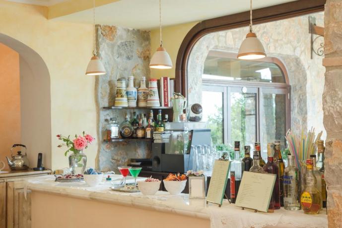 Angolo Bar in Hotel4stelle ideale per Coppie-Famiglie vicino-Policastro