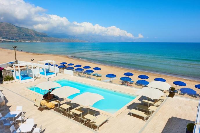 Hotel con piscina vicino al mare Sicilia  