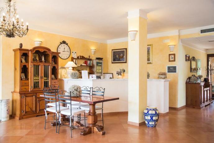 Albergo vicino al Mare Animali ammessi-Marina-di-Camerota