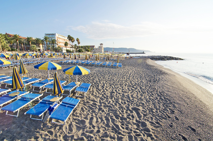 Spiaggia convenzionata Villaggio Residence a Loano 