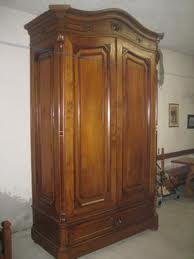Armadio antico a Terni