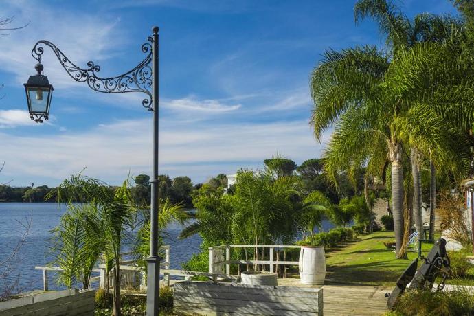 Appartamenti e Camere Sabaudia, Solarium Lago di Paola 