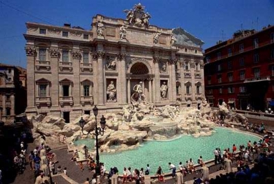 Vista panoramica della Fontana di Trevi