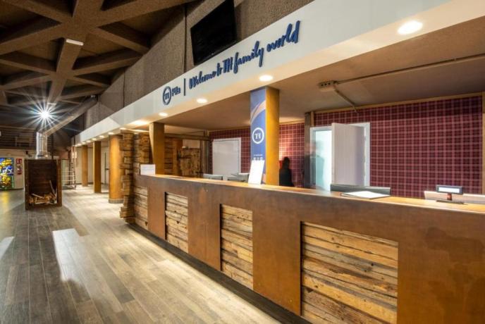 Reception Hotel 4 stelle 