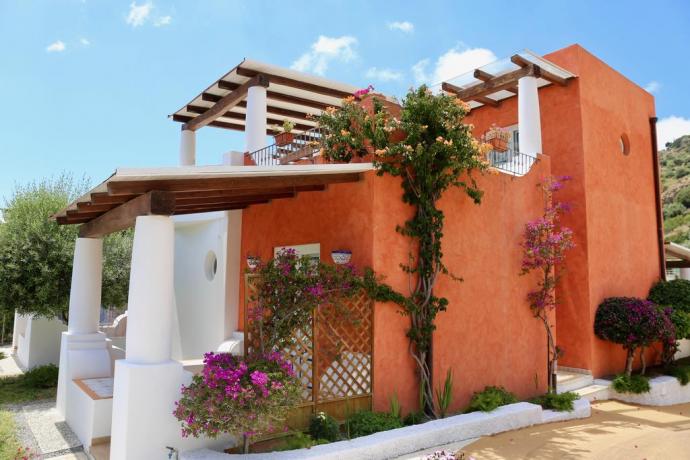 albergo 4 stelle a lipari con giardino
