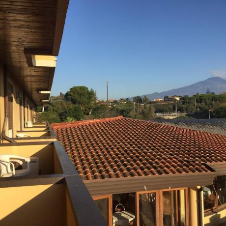 camere con balcone vista Etna Hotel 3stelle-Sicilia