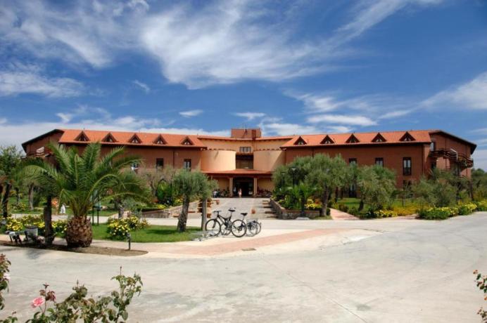 Resort con centro benessere, animazione, impianti sportivi