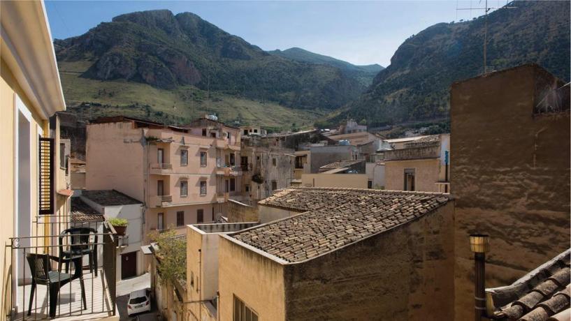 Camere tra Mare e Montagna con Balcone 