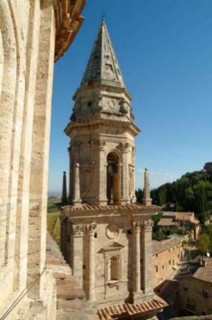 Dormire vicino alla Chiesa di San Biagi