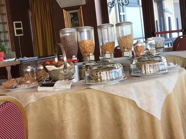 Colazione gratuita Hotel 3 stelle vicino Catania-Sicilia 