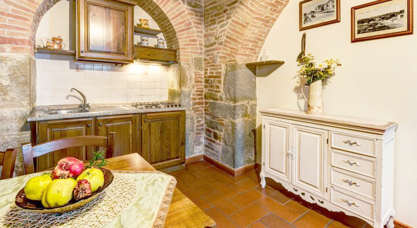 Cucina accogliente e spaziosa nell'Appartamento in Agriturismo