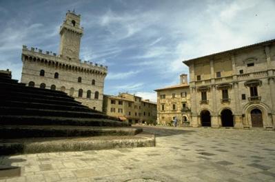 Stay in the Center of Montepulciano in Tuscany