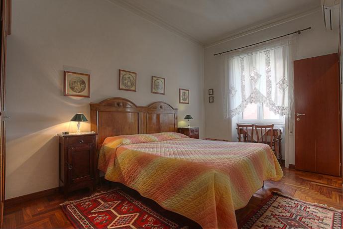 Camera Cortile stile rustico B&B a Roma