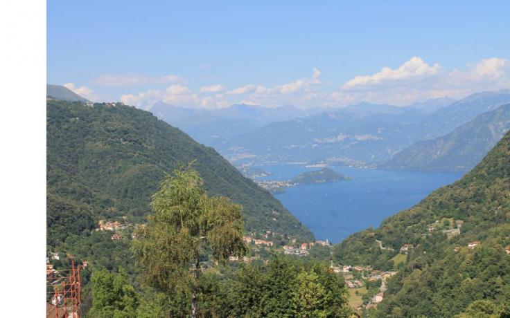 zoca Strii con vista sul lago di como	 