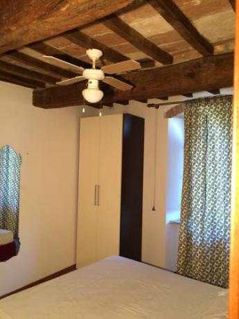 Camere matrimoniali con armadi a Perugia